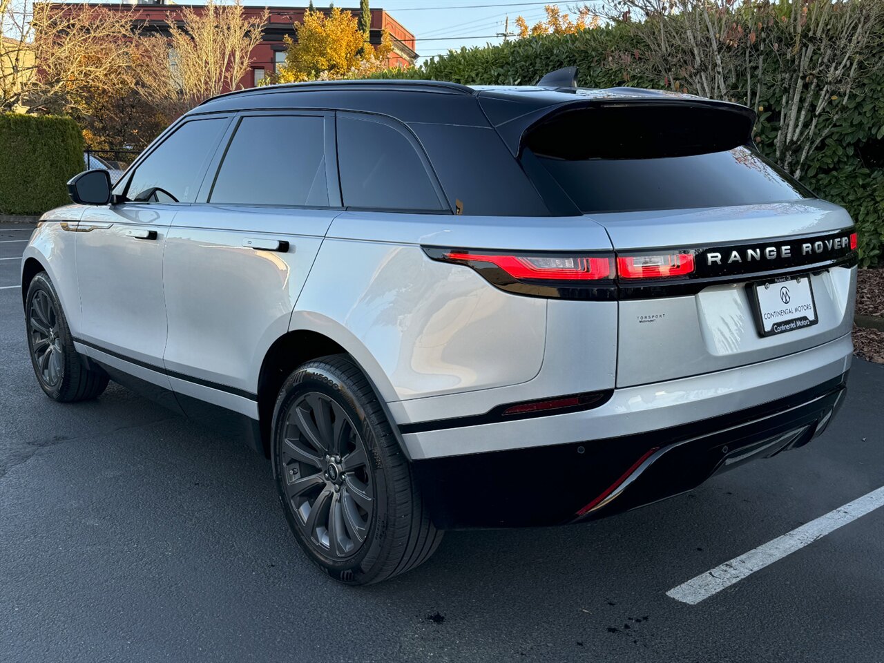 2019 Land Rover Range Rover Velar P250 S   - Photo 10 - Portland, OR 97211