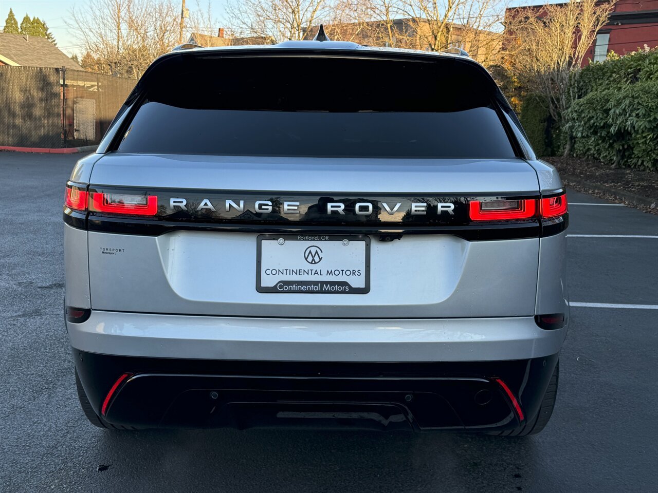 2019 Land Rover Range Rover Velar P250 S   - Photo 9 - Portland, OR 97211