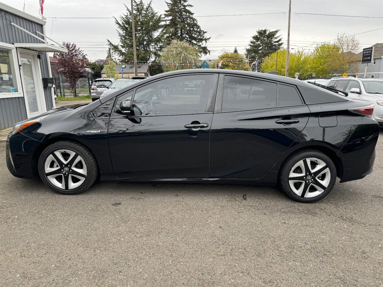 2017 Toyota Prius Four Touring LEATHER   - Photo 3 - Portland, OR 97211