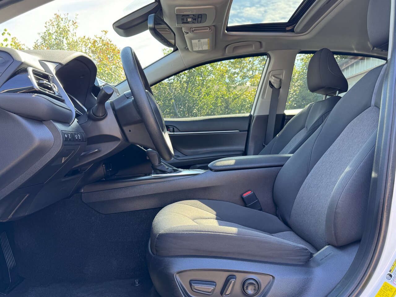 2022 Toyota Camry LE ADAPTIVE CRUISE LANE KEEP   - Photo 11 - Portland, OR 97211