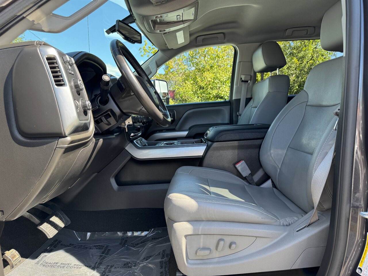 2015 Chevrolet Silverado 2500 LTZ LEATHER LOADED DIESEL - Photo 11 - Portland, OR 97211