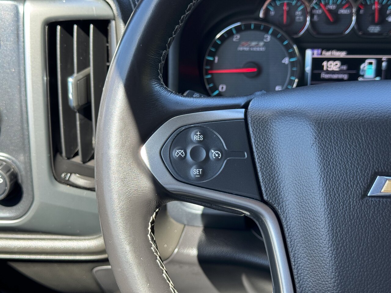 2015 Chevrolet Silverado 2500 LTZ LEATHER LOADED DIESEL - Photo 23 - Portland, OR 97211