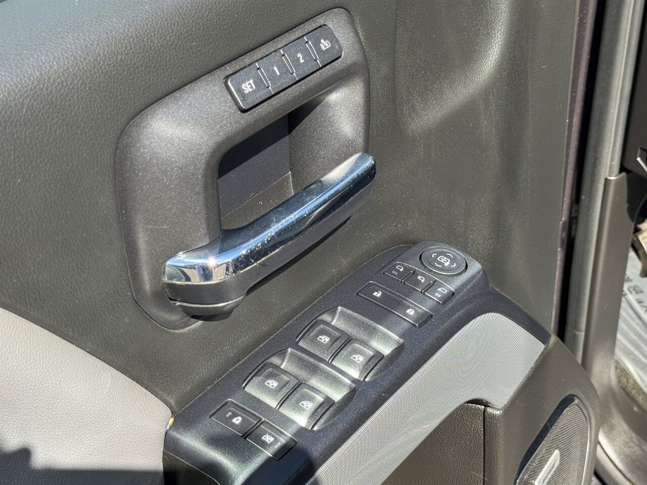 2015 Chevrolet Silverado 2500 LTZ LEATHER LOADED DIESEL - Photo 19 - Portland, OR 97211