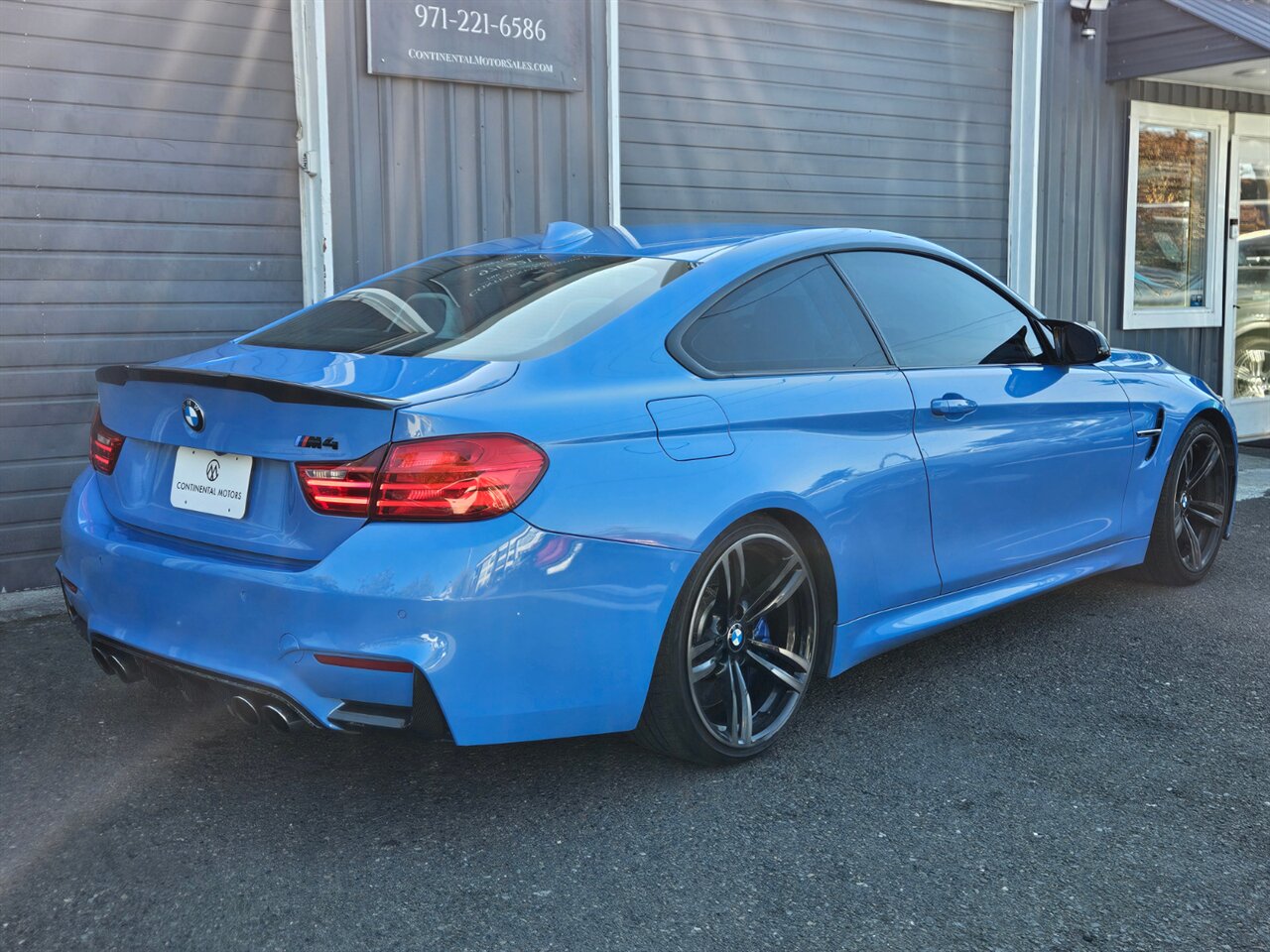 2016 BMW M4 - Photo 6 - Portland, OR 97211