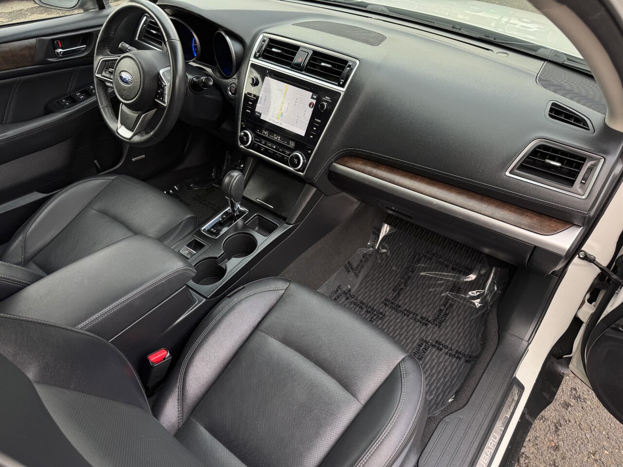 2018 Subaru Outback 3.6R Limited - Photo 2 - Portland, OR 97211