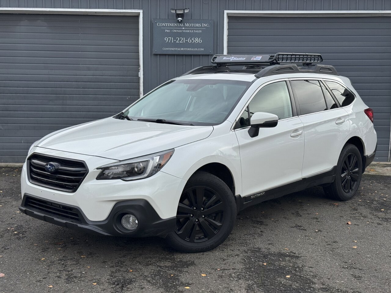 2018 Subaru Outback 3.6R Limited - Photo 1 - Portland, OR 97211