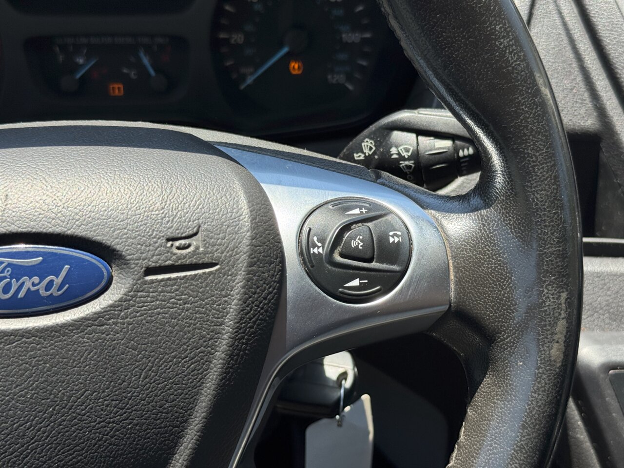 2017 Ford Transit 350 DIESEL MEDIUM ROOF - Photo 23 - Portland, OR 97211