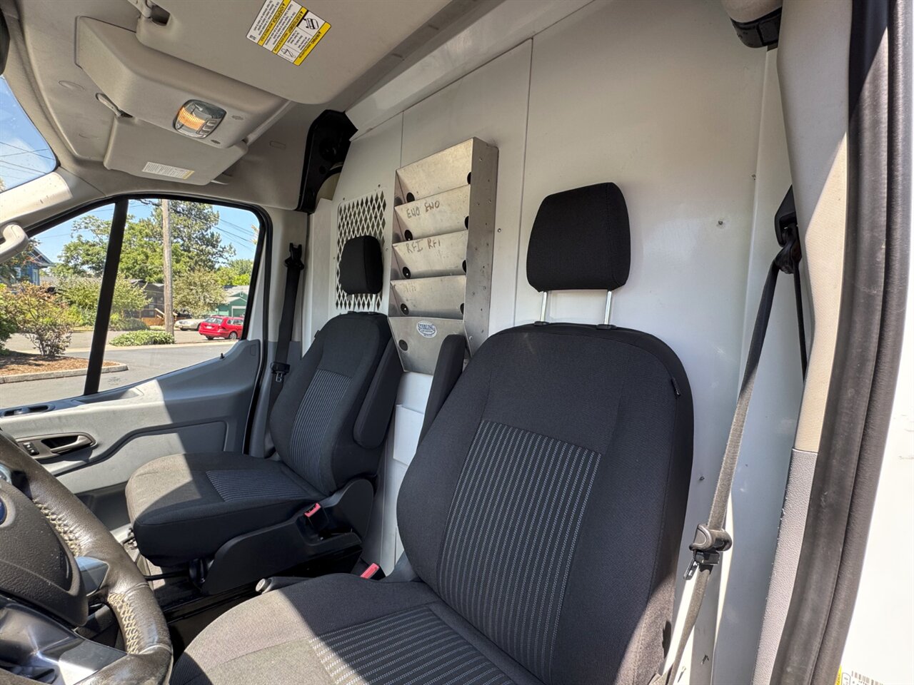 2017 Ford Transit 350 DIESEL MEDIUM ROOF - Photo 12 - Portland, OR 97211