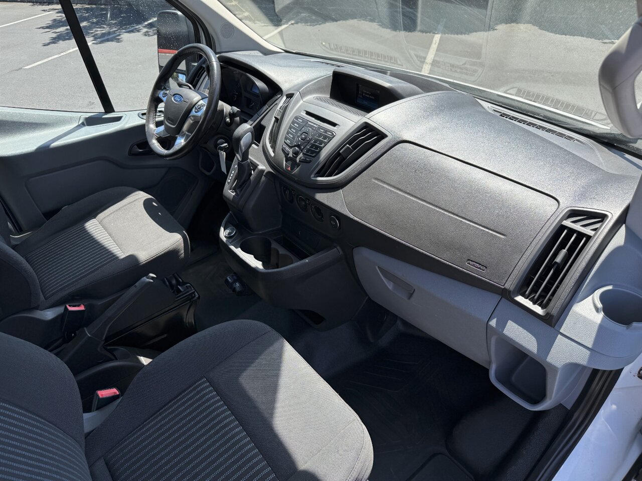 2017 Ford Transit 350 DIESEL MEDIUM ROOF - Photo 17 - Portland, OR 97211