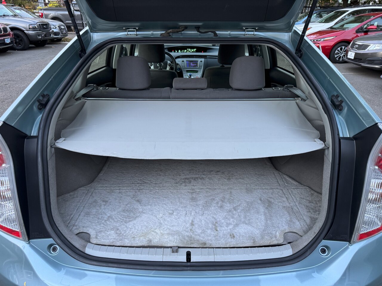 2014 Toyota Prius Three - Photo 15 - Portland, OR 97211