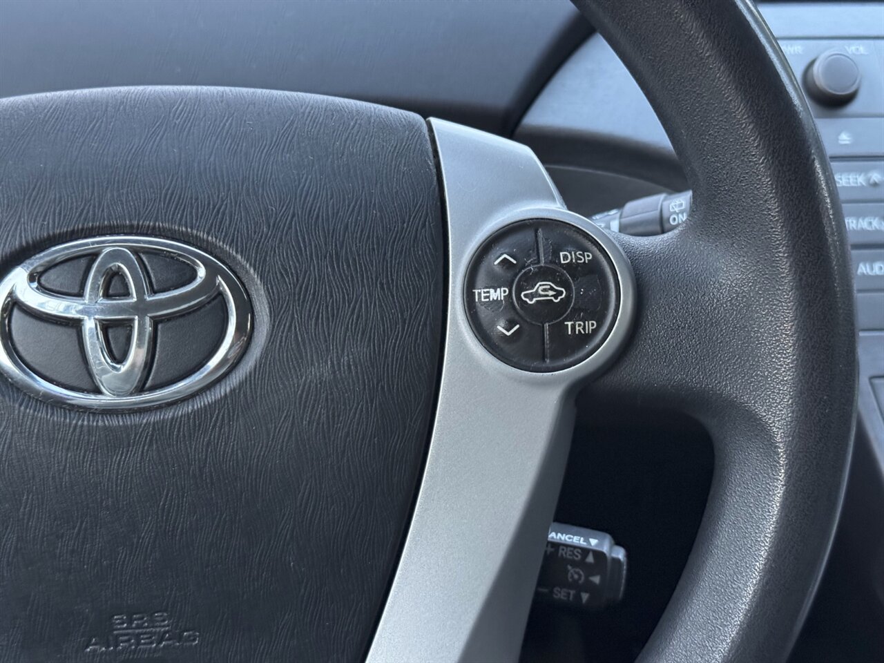 2014 Toyota Prius Three - Photo 23 - Portland, OR 97211