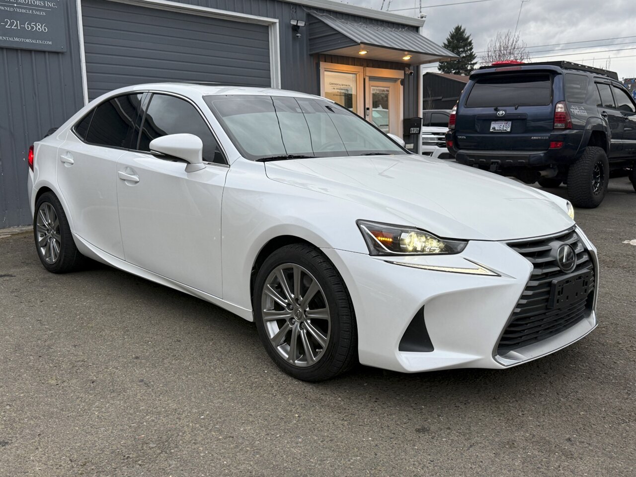2020 Lexus IS 300 ADAPTIVE CRUISE BLIS - Photo 6 - Portland, OR 97211