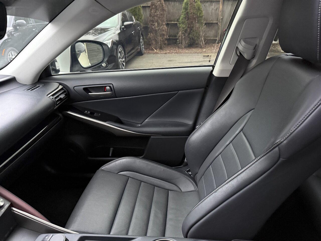 2020 Lexus IS 300 ADAPTIVE CRUISE BLIS - Photo 27 - Portland, OR 97211