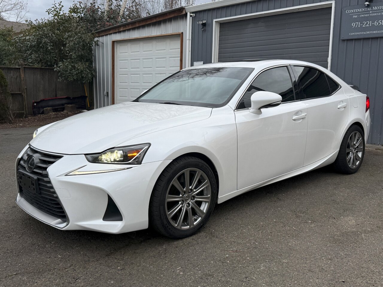 2020 Lexus IS 300 ADAPTIVE CRUISE BLIS - Photo 3 - Portland, OR 97211