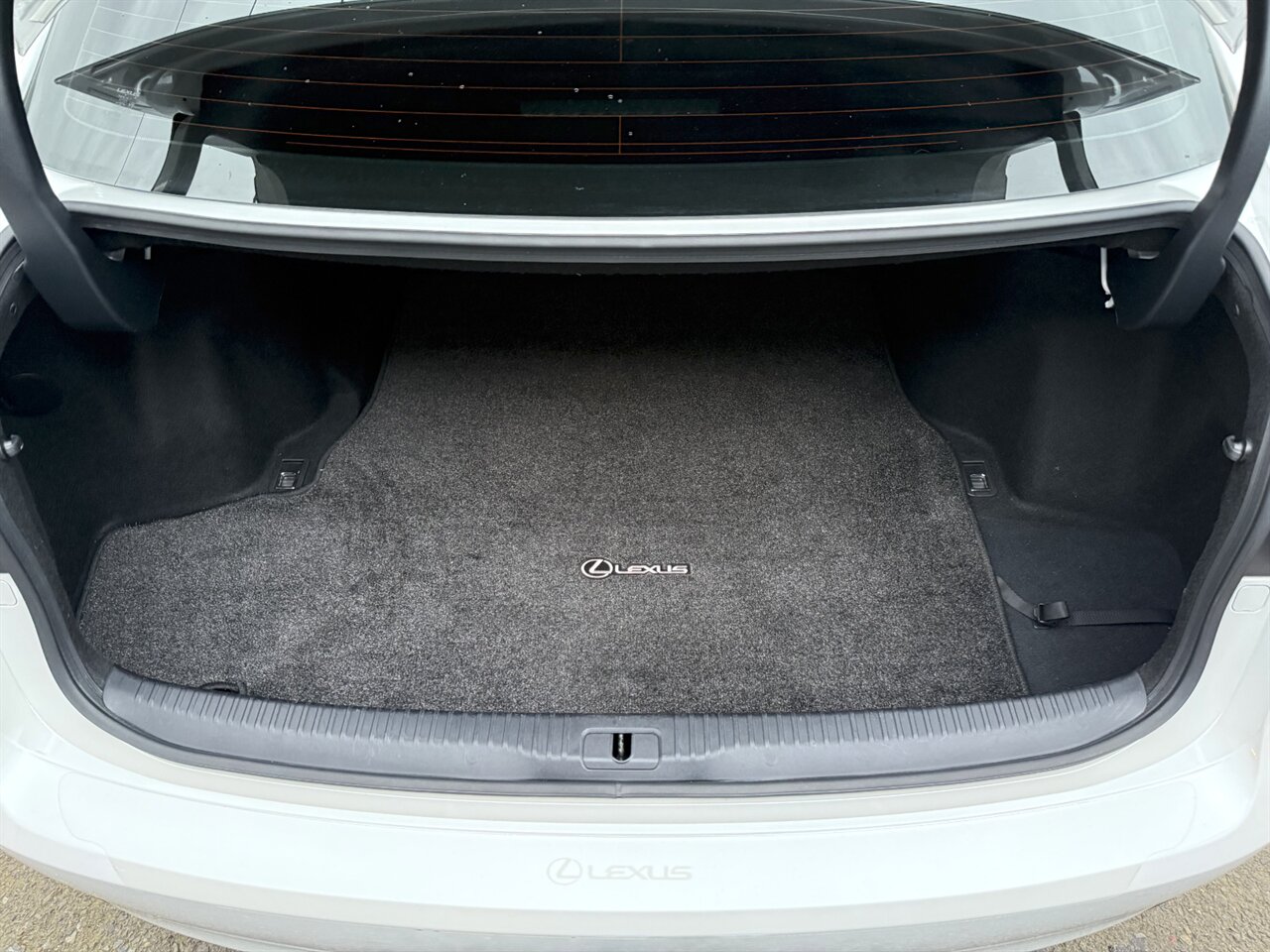 2020 Lexus IS 300 ADAPTIVE CRUISE BLIS - Photo 15 - Portland, OR 97211