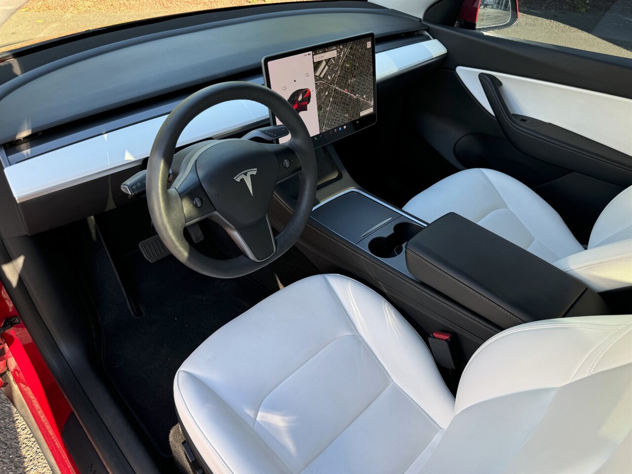 2021 Tesla Model Y Long Range   - Photo 2 - Portland, OR 97211