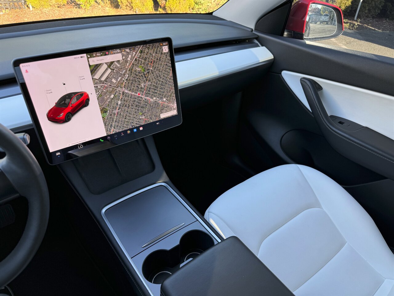 2021 Tesla Model Y Long Range   - Photo 23 - Portland, OR 97211