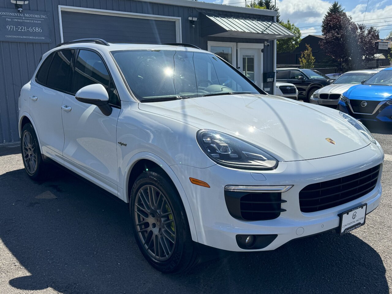2017 Porsche Cayenne S E-Hybrid - Photo 5 - Portland, OR 97211