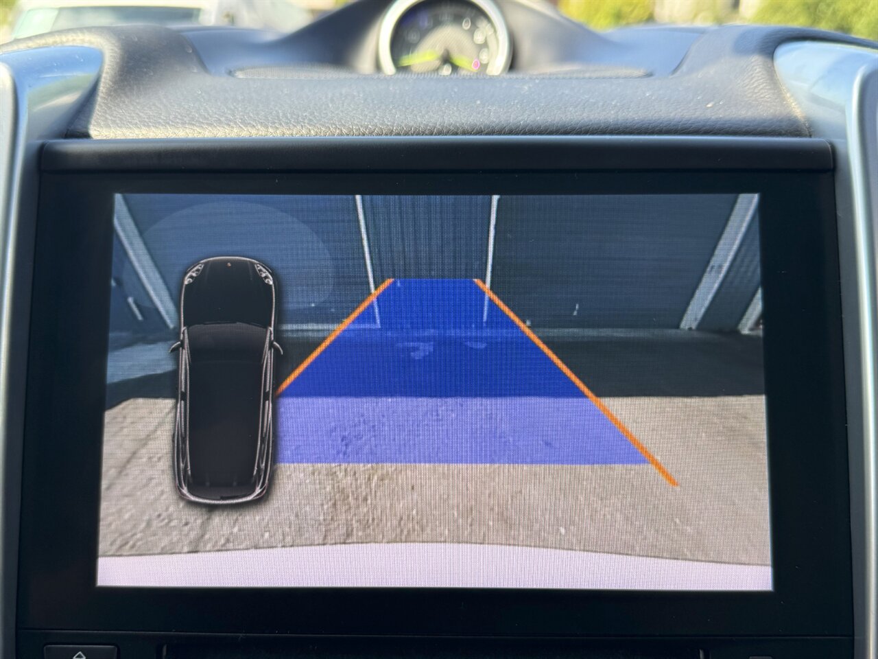 2017 Porsche Cayenne S E-Hybrid - Photo 34 - Portland, OR 97211