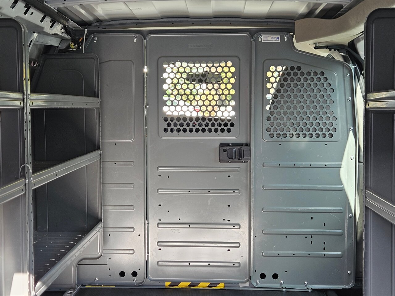 2014 Chevrolet Express 1500 - Photo 20 - Portland, OR 97211