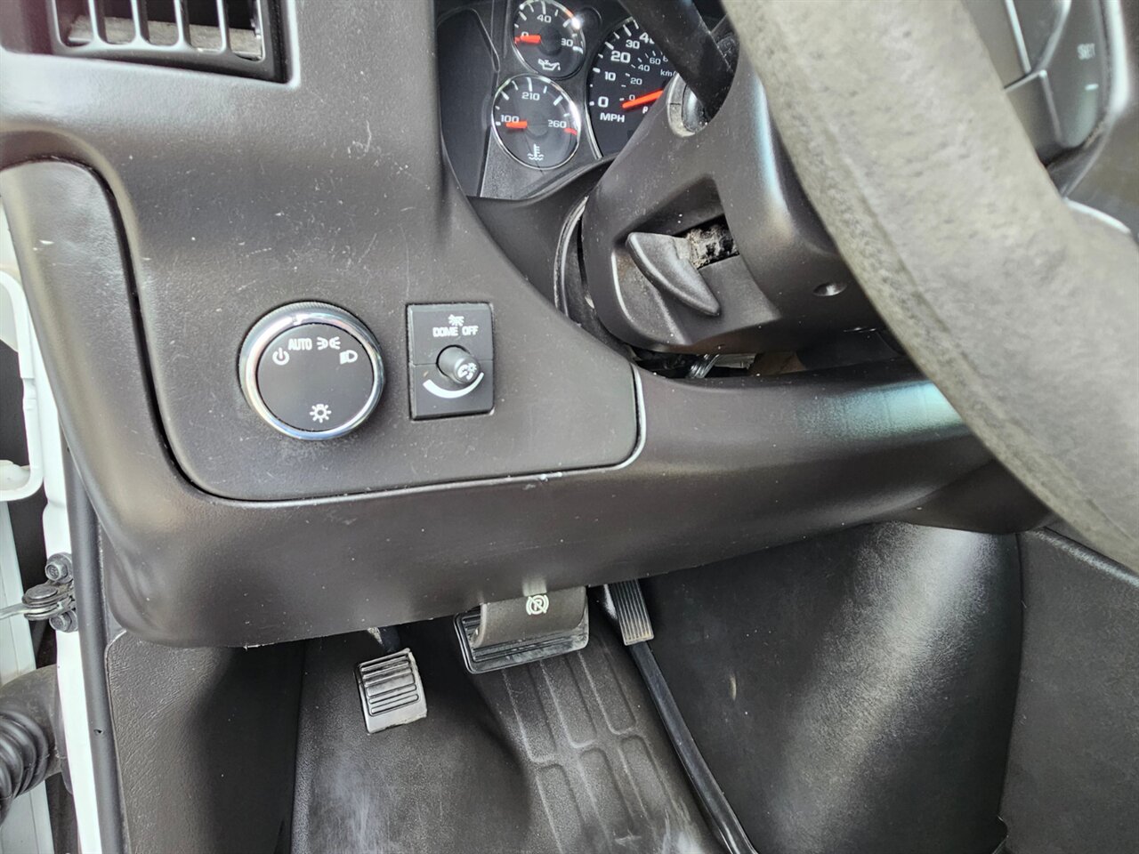 2014 Chevrolet Express 1500 - Photo 16 - Portland, OR 97211