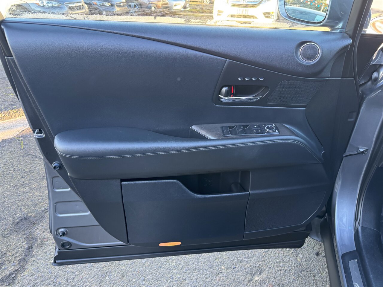 2013 Lexus RX 450h HYBRID AWD NAV KEYLESS   - Photo 12 - Portland, OR 97211