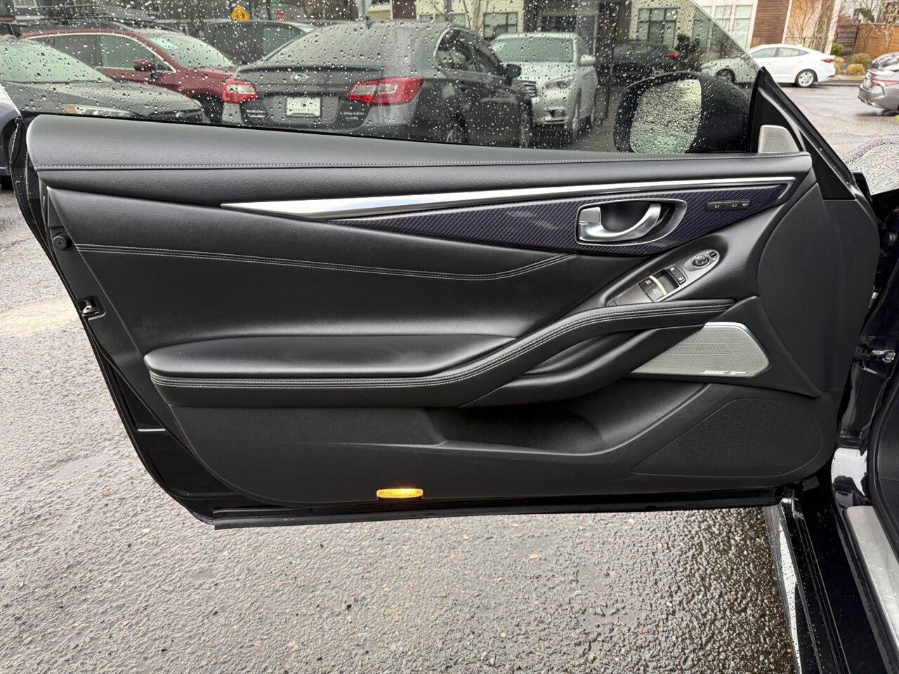 2017 INFINITI Q60 Red Sport 400 ONLY 62K MILES   - Photo 12 - Portland, OR 97211