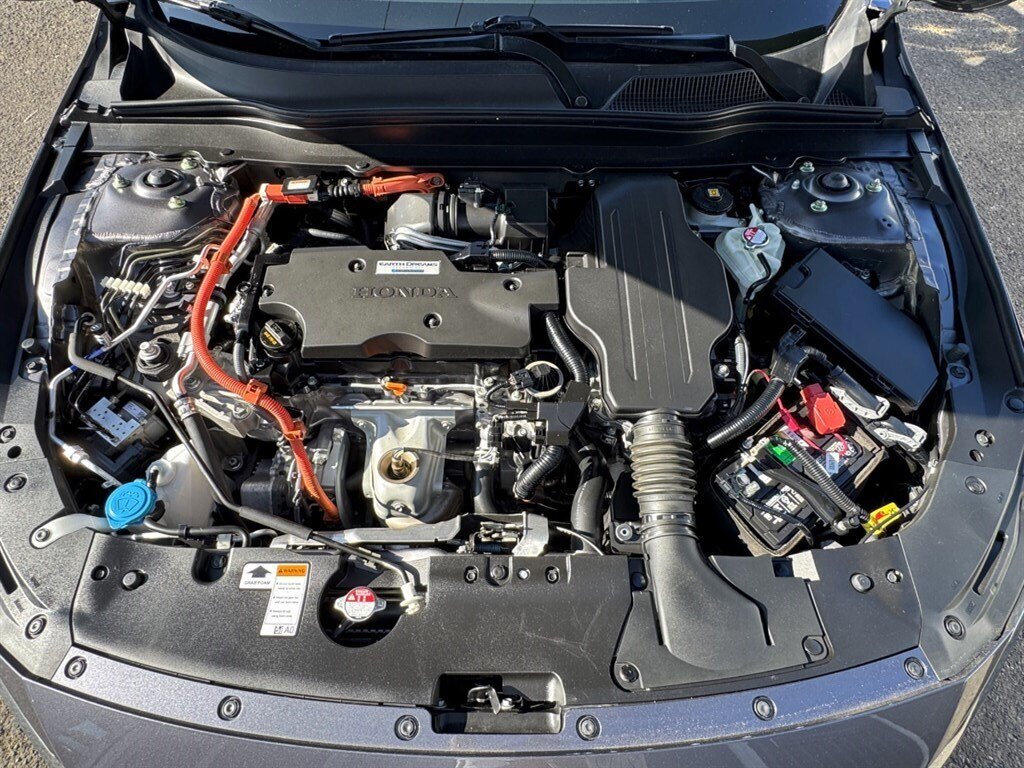 2018 Honda Accord Hybrid Touring   - Photo 32 - Portland, OR 97211