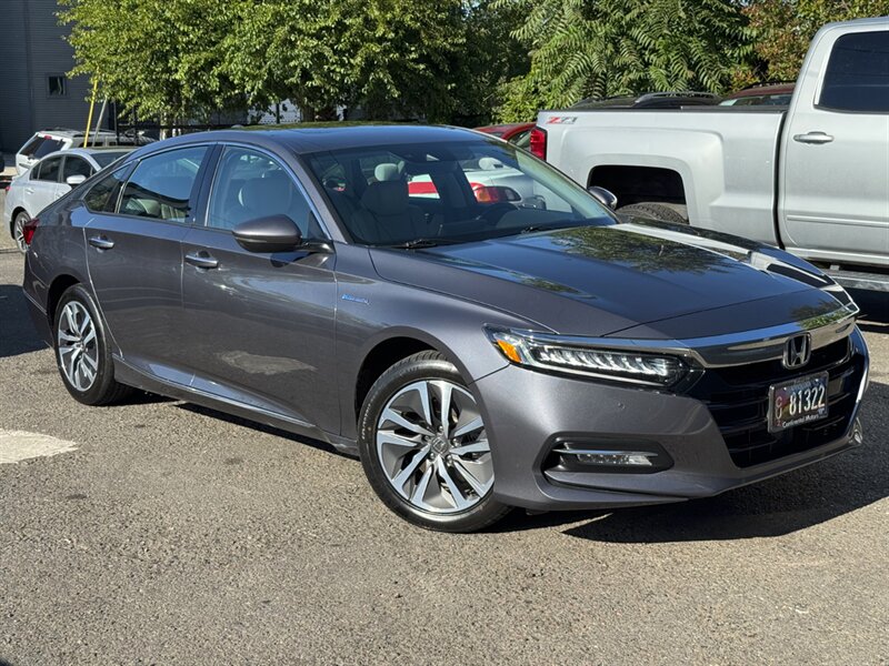 2018 Honda Accord Hybrid Touring  