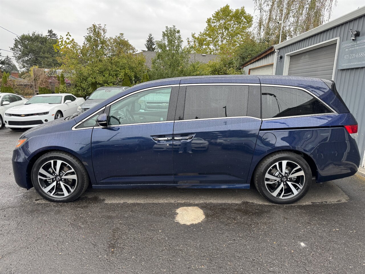 2016 Honda Odyssey Touring Elite DVD NAV - Photo 4 - Portland, OR 97211