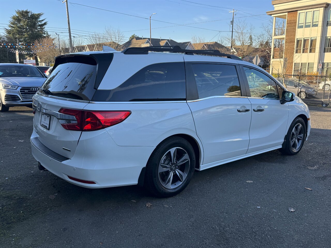 2019 Honda Odyssey Touring 63K MILES DVD NAV ADAPTIVE   - Photo 8 - Portland, OR 97211