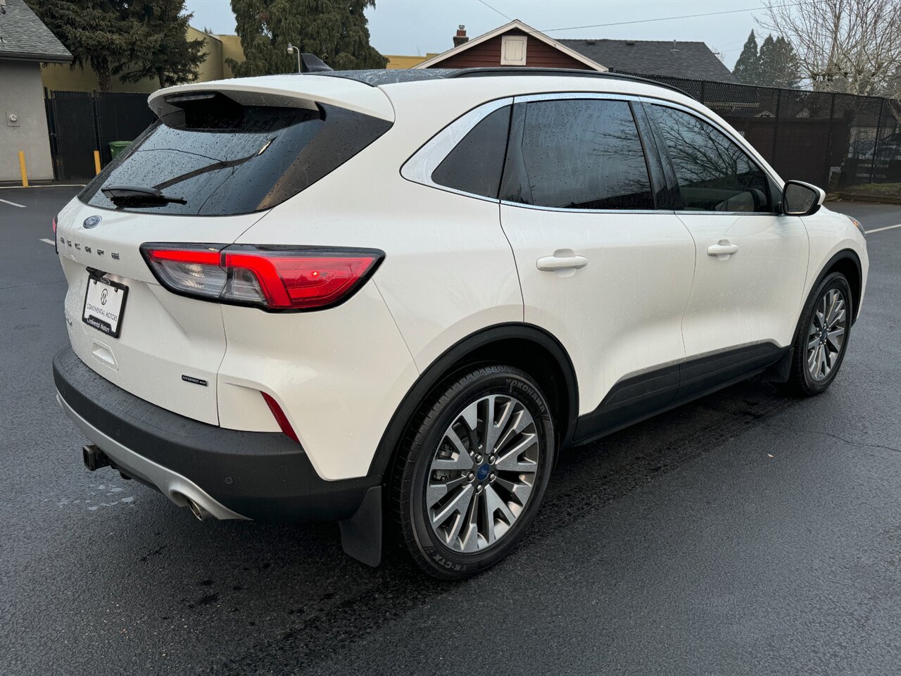 2022 Ford Escape Hybrid Titanium 4WD PANORAMA NAV BACKUP CAM ADAPTIVE   - Photo 8 - Portland, OR 97211