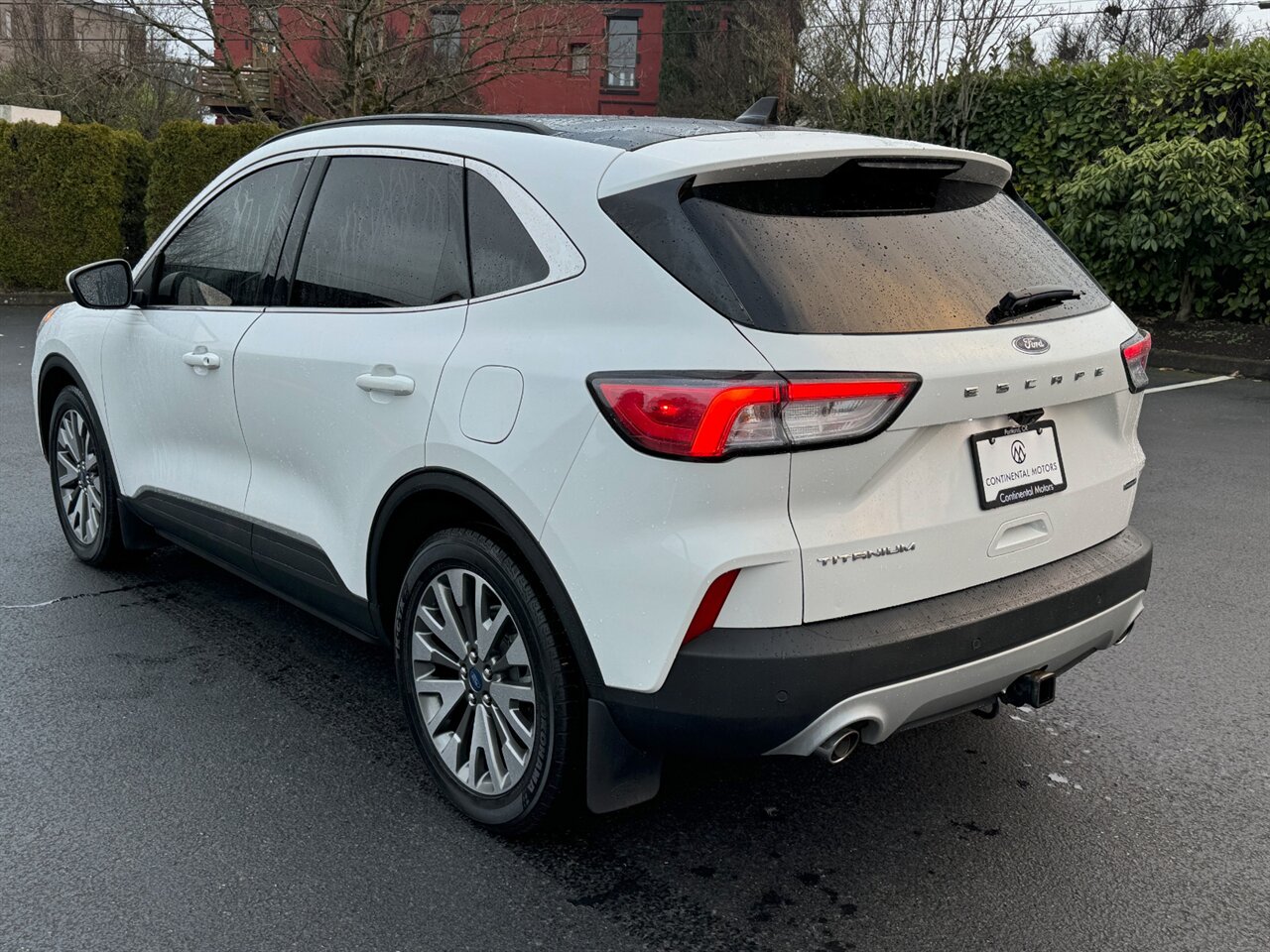 2022 Ford Escape Hybrid Titanium 4WD PANORAMA NAV BACKUP CAM ADAPTIVE   - Photo 10 - Portland, OR 97211