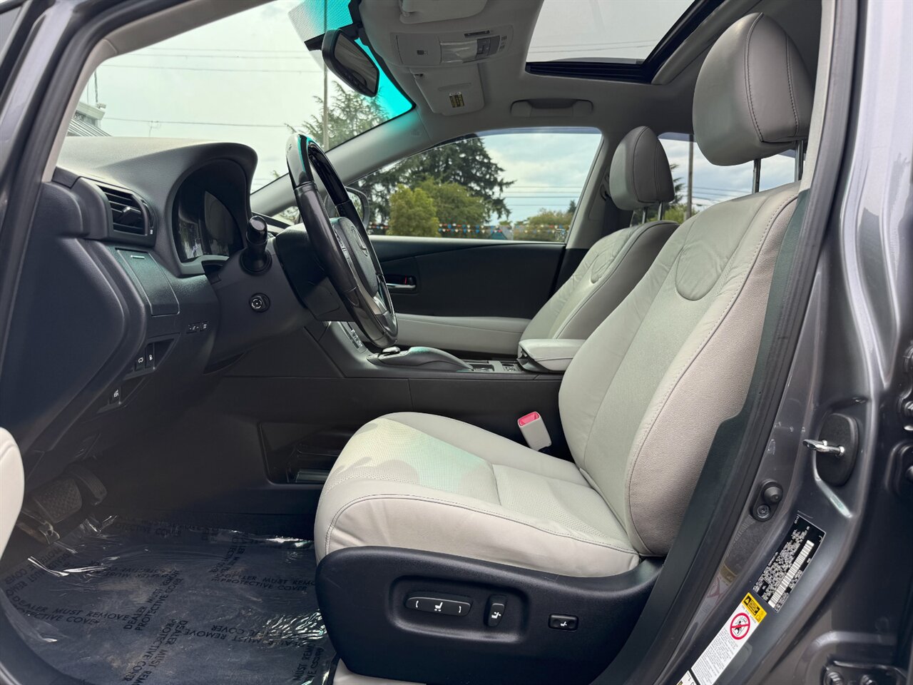 2013 Lexus RX 450h AWD 30/28 MPG COOLED SEATS - Photo 11 - Portland, OR 97211