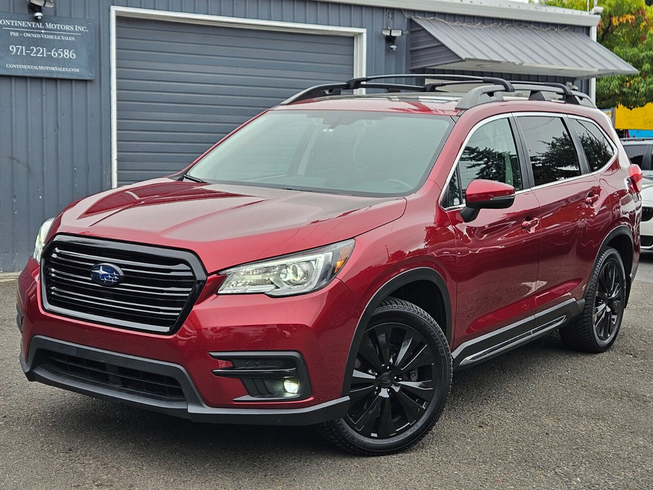 2022 Subaru Ascent Limited 7-Passenger   - Photo 1 - Portland, OR 97211
