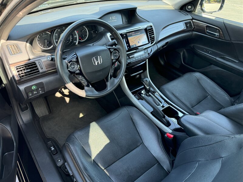 2017 Honda Accord Touring  