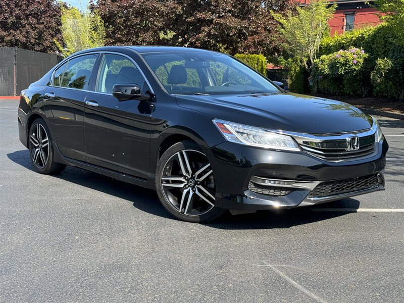 2017 Honda Accord Touring  