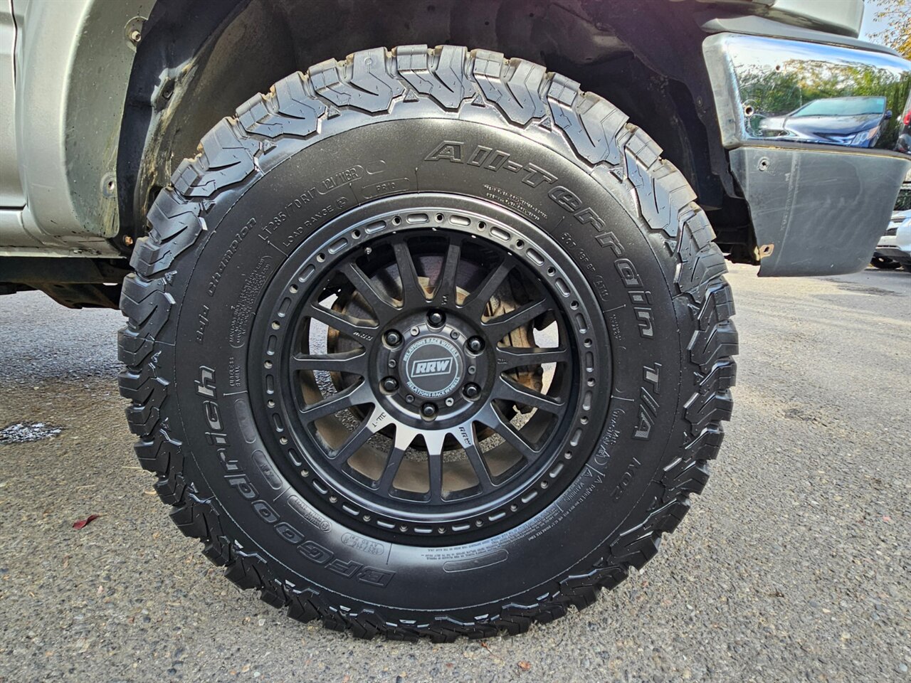 2001 Toyota 4Runner SR5   - Photo 30 - Portland, OR 97211