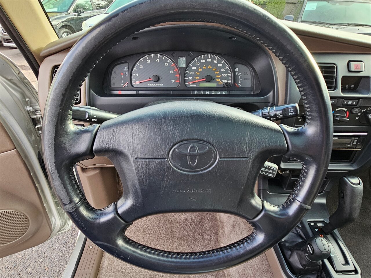 2001 Toyota 4Runner SR5   - Photo 19 - Portland, OR 97211