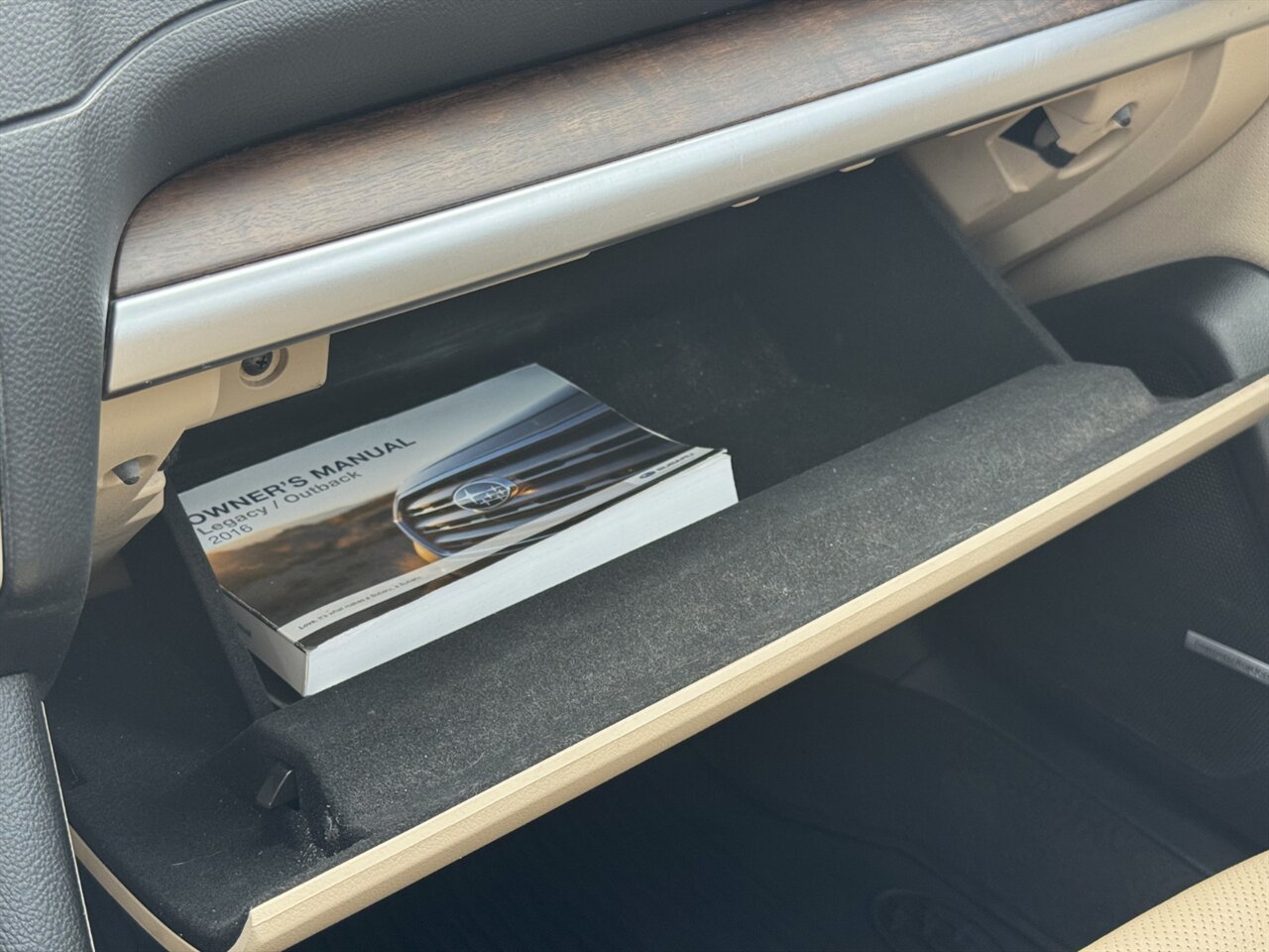 2016 Subaru Outback 2.5i Limited   - Photo 30 - Portland, OR 97211