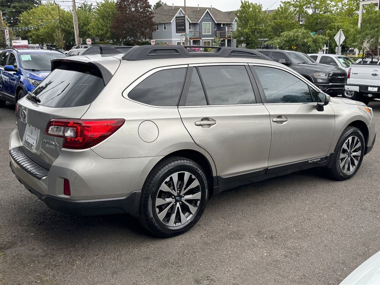 2016 Subaru Outback 2.5i Limited   - Photo 8 - Portland, OR 97211
