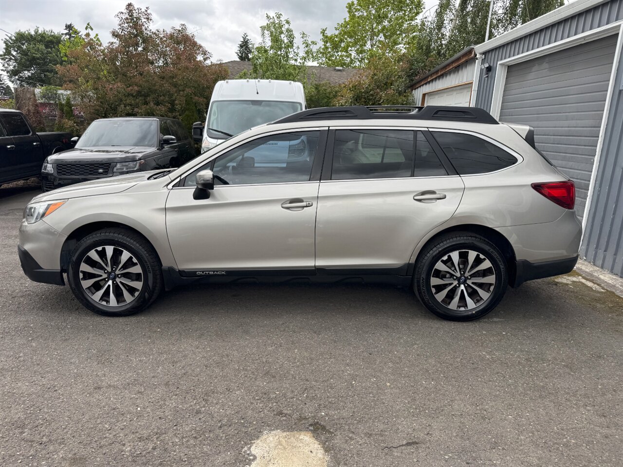 2016 Subaru Outback 2.5i Limited   - Photo 4 - Portland, OR 97211