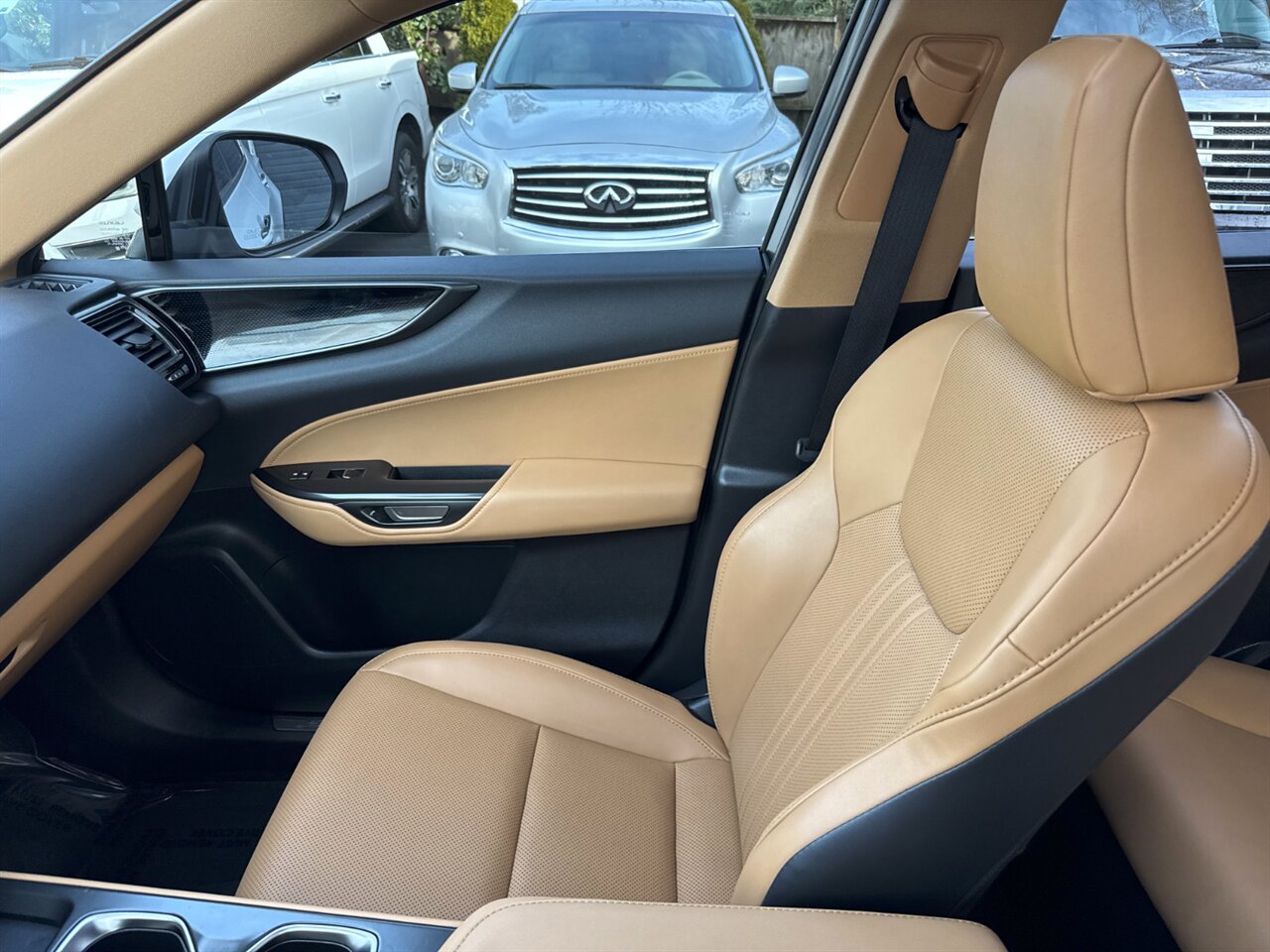 2024 Lexus NX 350h 1 OWNER LOADED ADAPTIVE CRUISE - Photo 25 - Portland, OR 97211