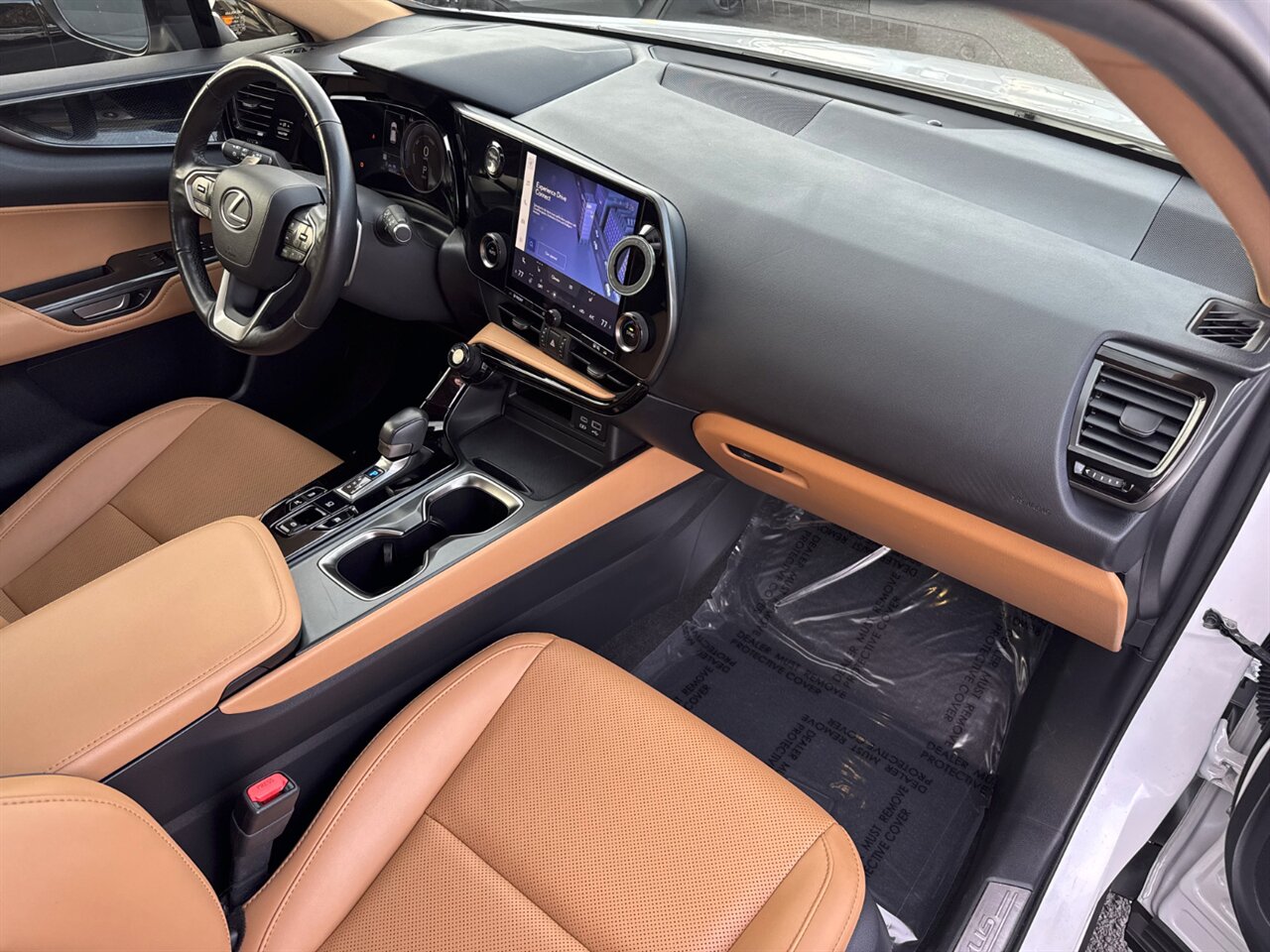 2024 Lexus NX 350h 1 OWNER LOADED ADAPTIVE CRUISE - Photo 17 - Portland, OR 97211