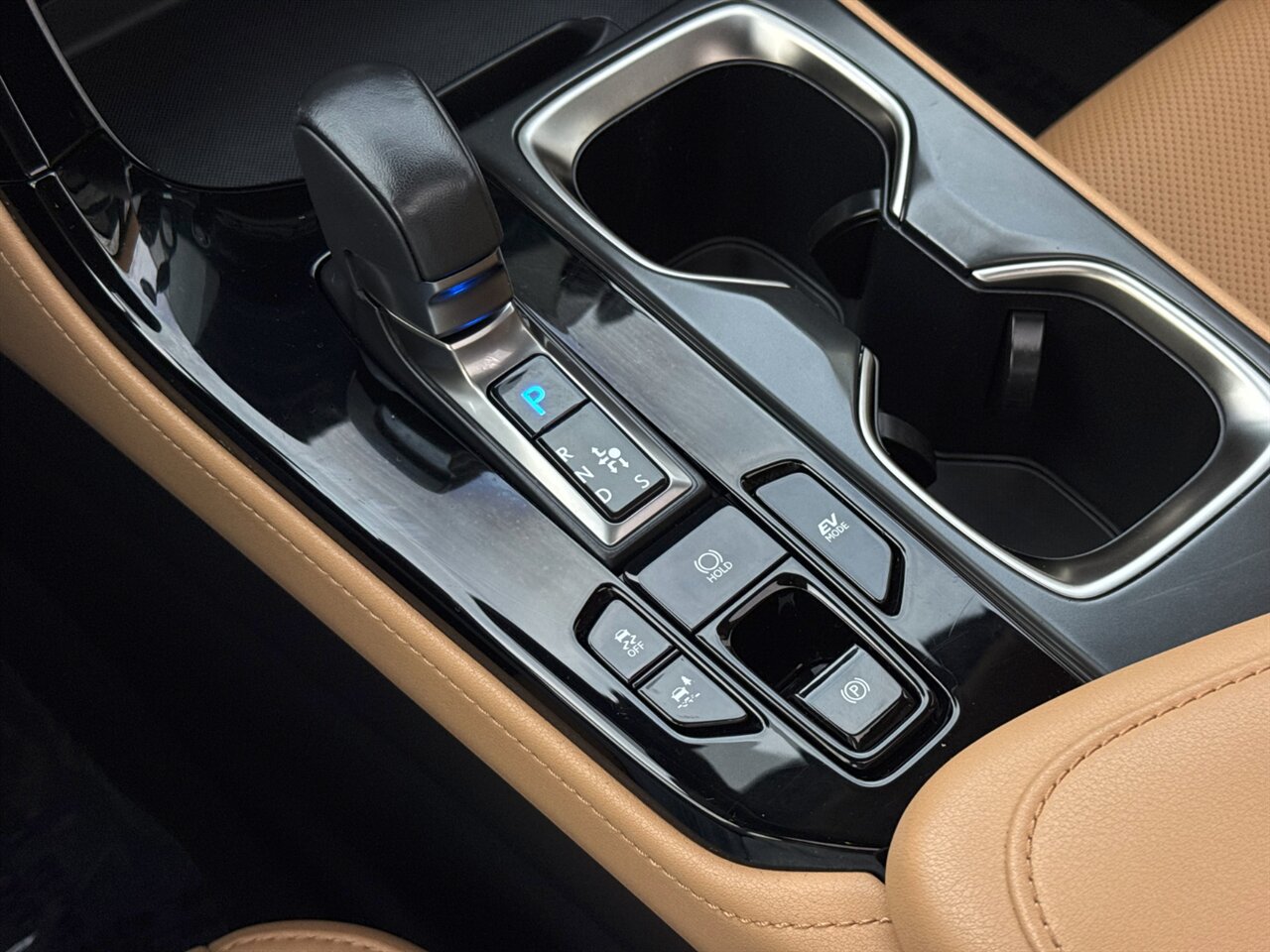 2024 Lexus NX 350h 1 OWNER LOADED ADAPTIVE CRUISE - Photo 32 - Portland, OR 97211