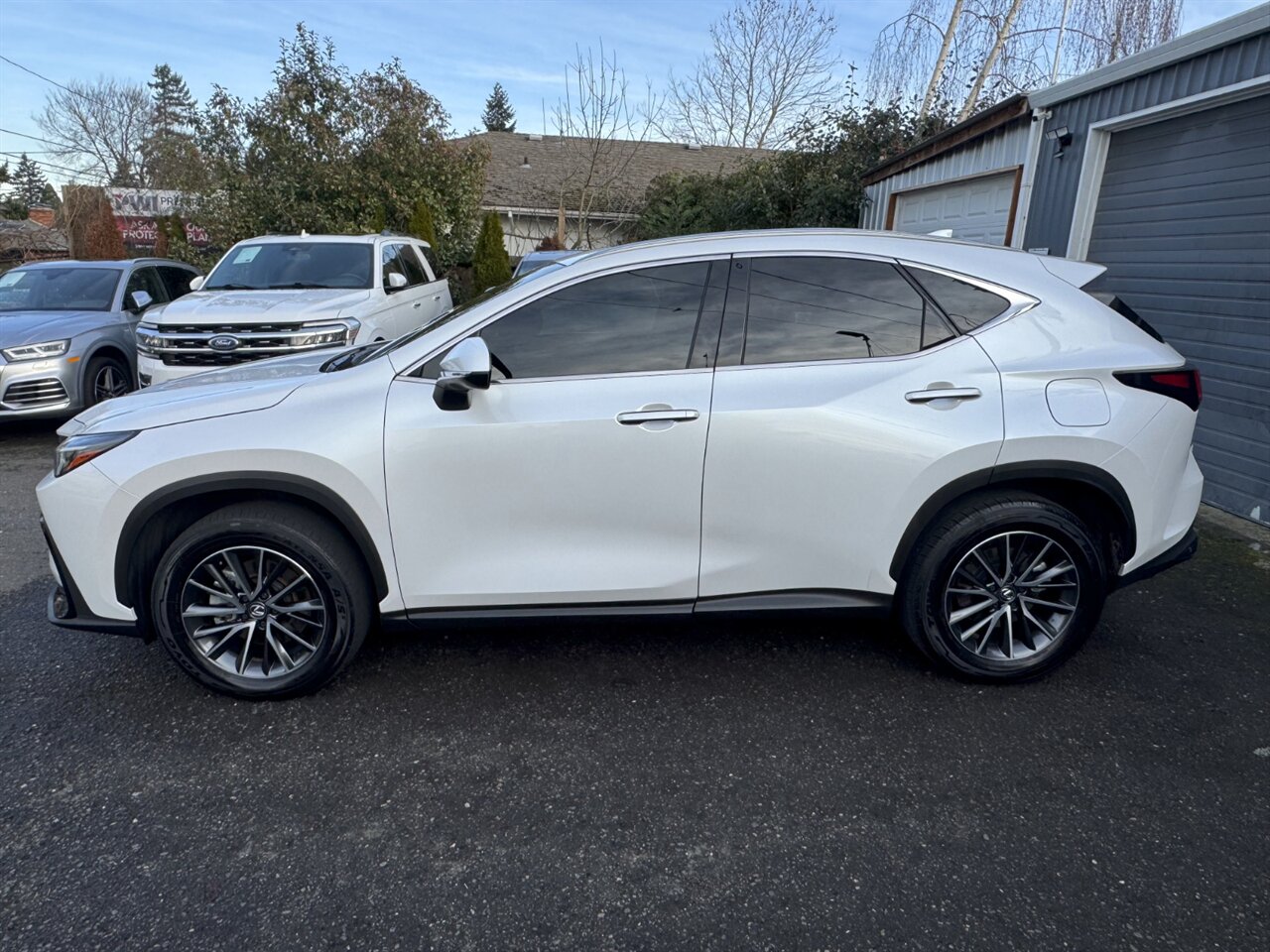 2024 Lexus NX 350h 1 OWNER LOADED ADAPTIVE CRUISE - Photo 3 - Portland, OR 97211