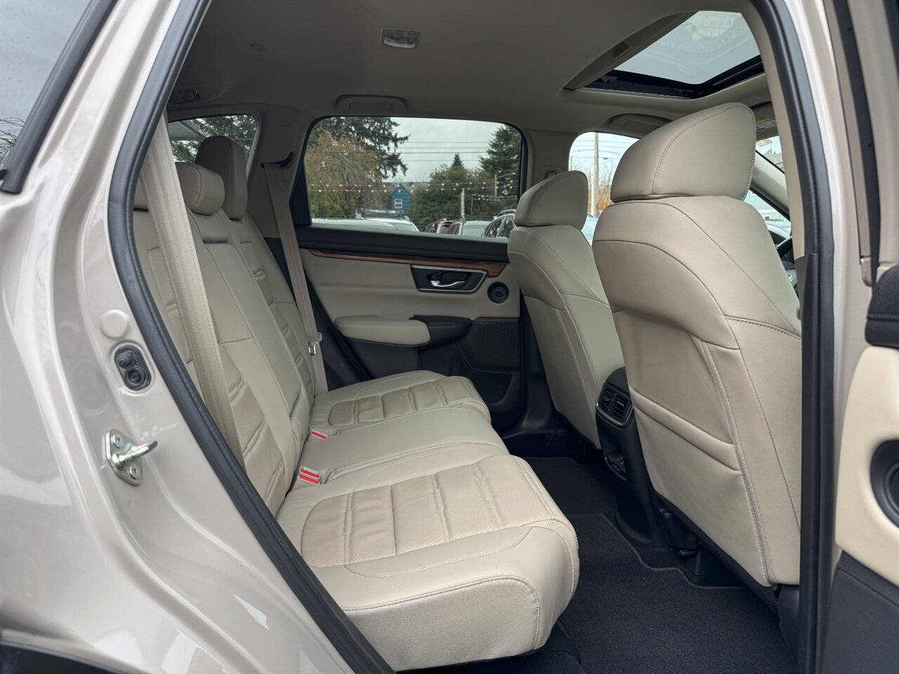 2017 Honda CR-V Touring AWD ONLY 19K MILES   - Photo 18 - Portland, OR 97211