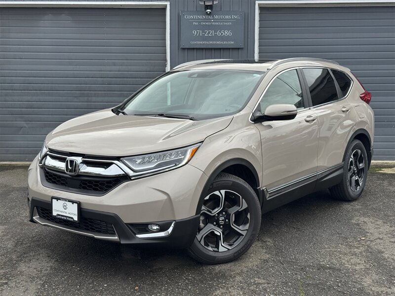 2017 Honda CR-V Touring AWD ONLY 19K MILES  