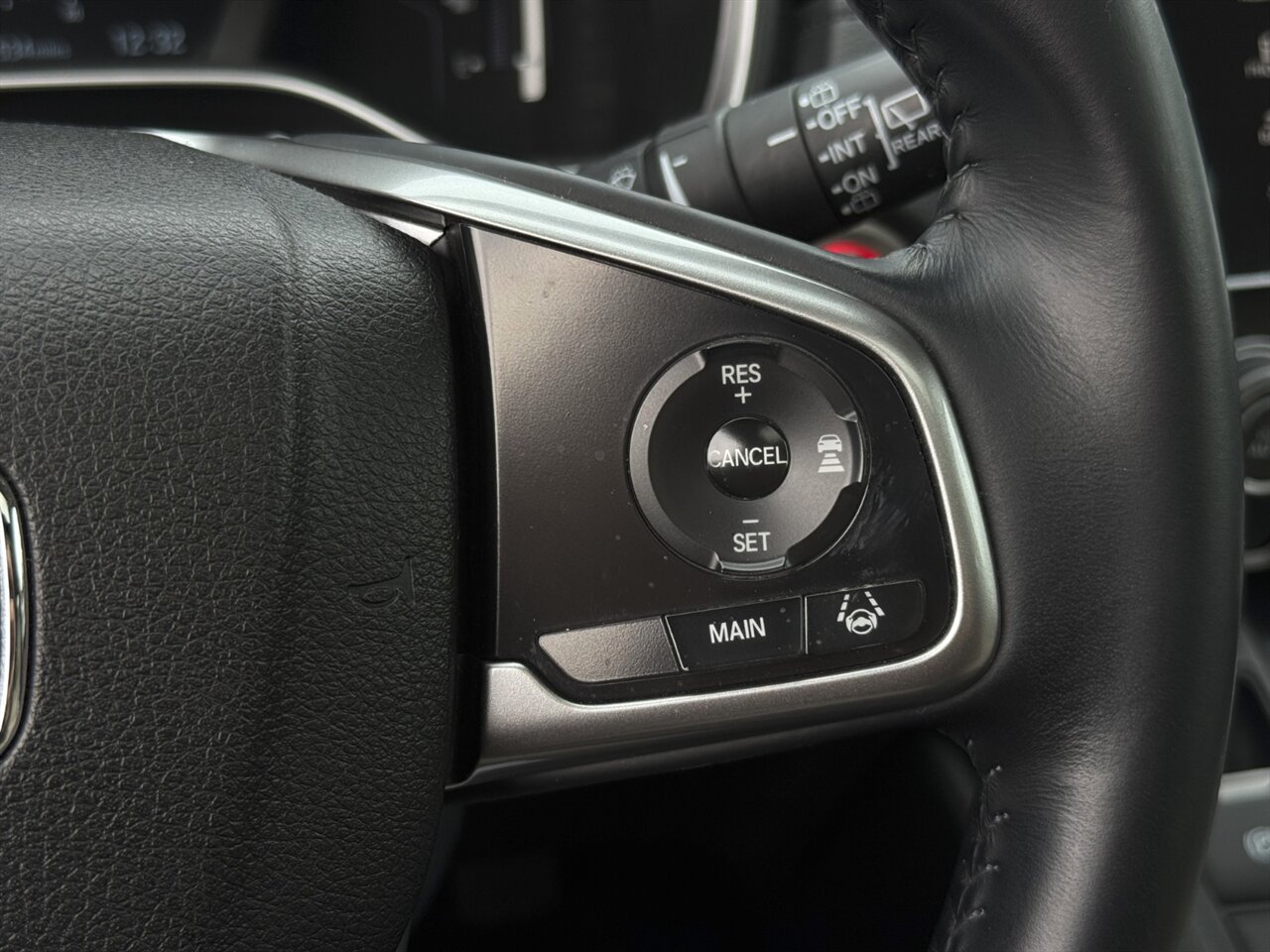 2017 Honda CR-V Touring AWD ONLY 19K MILES   - Photo 28 - Portland, OR 97211