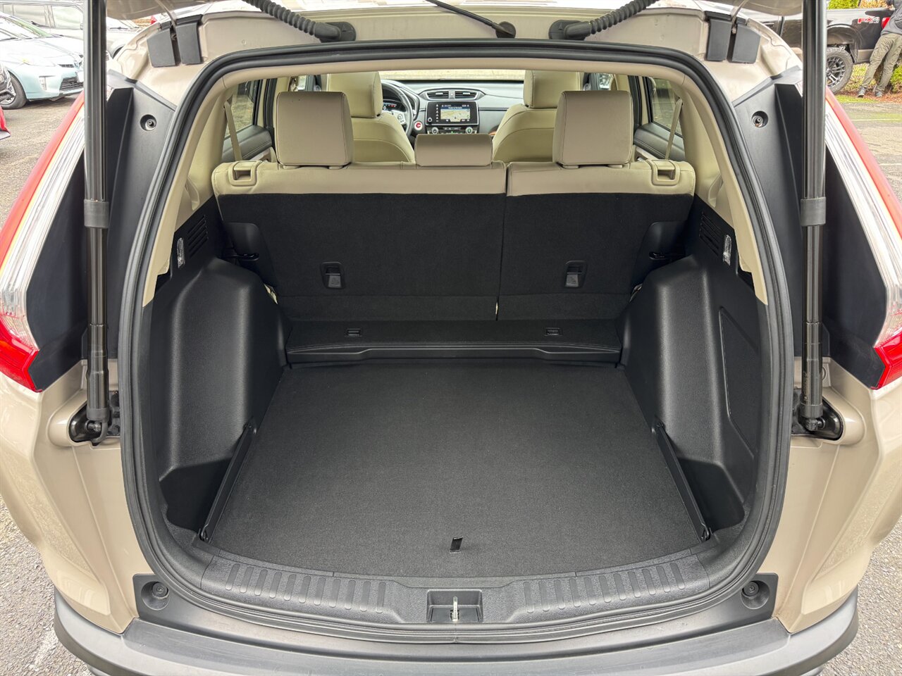 2017 Honda CR-V Touring AWD ONLY 19K MILES   - Photo 15 - Portland, OR 97211